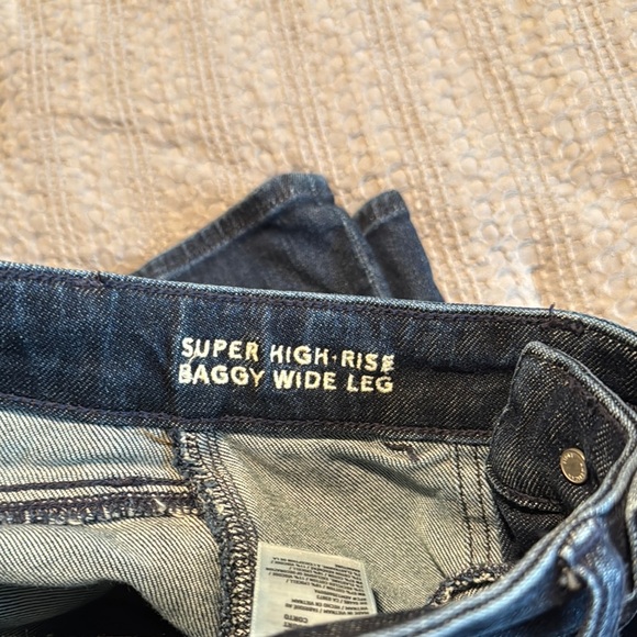 American Eagle Stretch Jeans - Picture 4 of 4